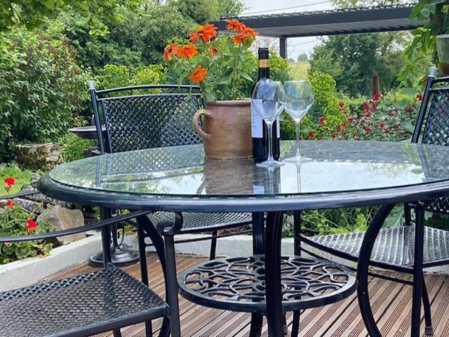 La Ruche Bed & Breakfast Paizay-Naudouin-Embourie Dış mekan fotoğraf