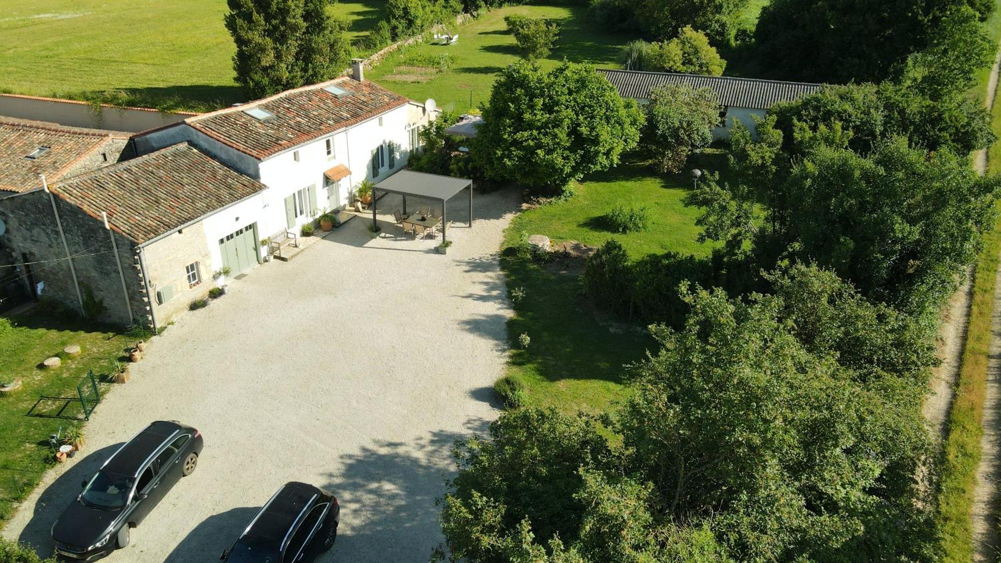 La Ruche Bed & Breakfast Paizay-Naudouin-Embourie Dış mekan fotoğraf